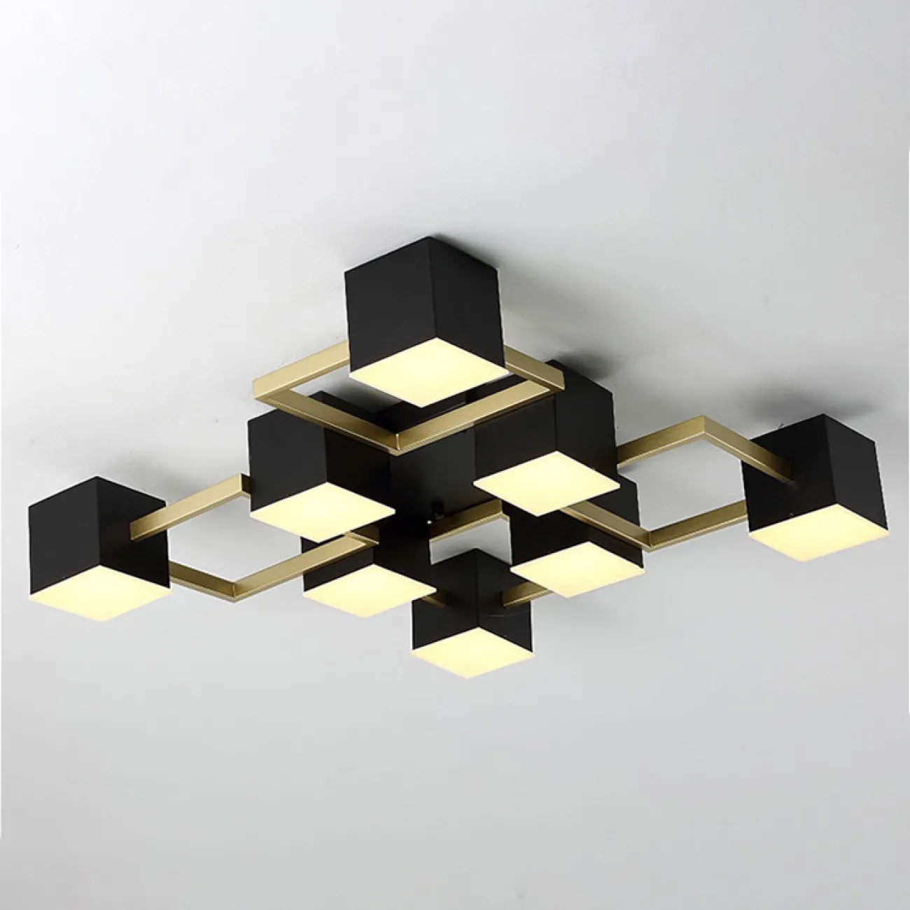 Дизайнерский потолочный светильник геометрической формы FRAME Дизайнерский потолочный светильник геометрической формы FRAME