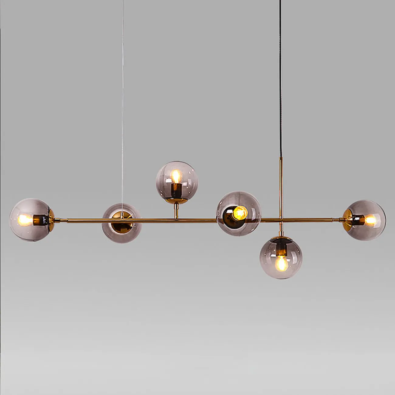 Подвесной светильник в скандинавском стиле со стеклянными плафонами HAGGE Подвесной светильник в скандинавском стиле со стеклянными плафонами HAGGE