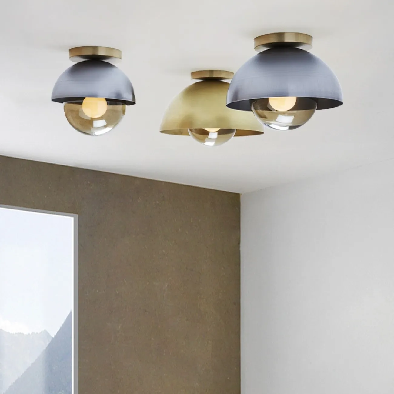 Потолочный светильник в минималистском дизайне со стеклянным плафоном HOWES Потолочный светильник в минималистском дизайне со стеклянным плафоном HOWES