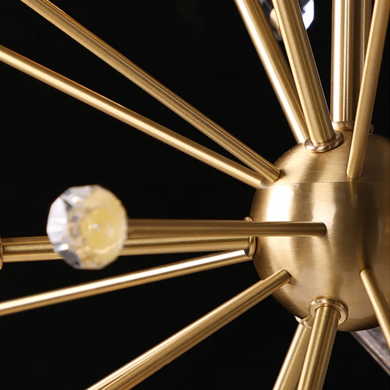 Подвесная люстра со стеклянными плафонами ICE BALL Подвесная люстра со стеклянными плафонами ICE BALL