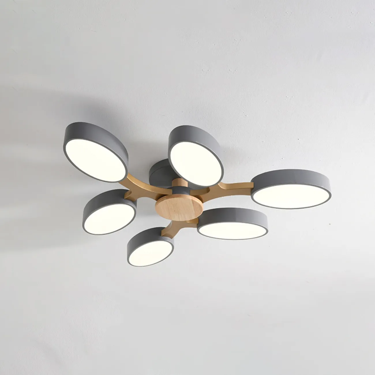 Потолочная люстра с овальными светодиодными плафонами, древовидно расположенными INGALIS