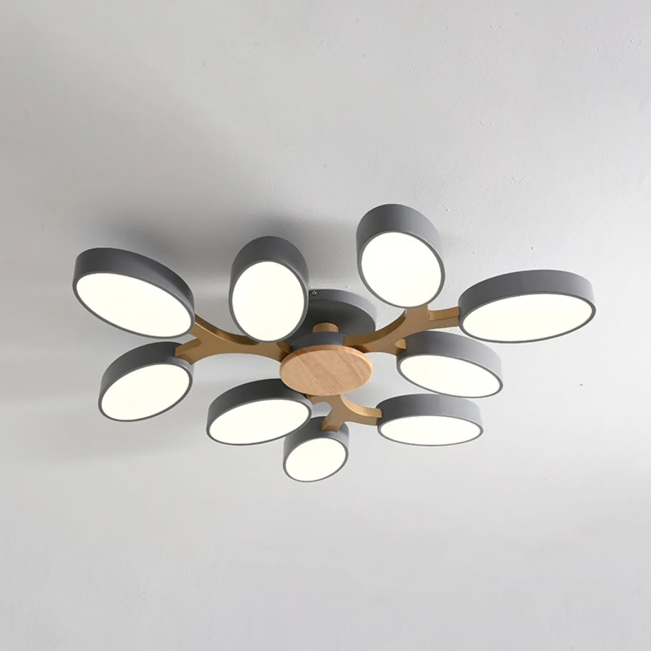 Потолочная люстра с овальными светодиодными плафонами, древовидно расположенными INGALIS