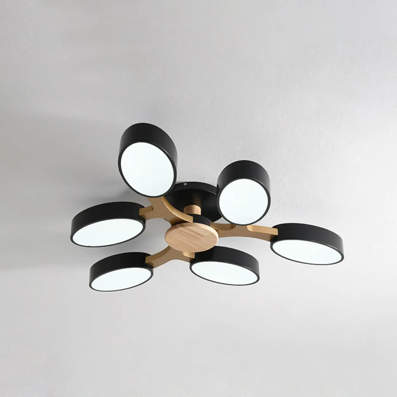 Потолочная люстра с овальными светодиодными плафонами, древовидно расположенными INGALIS