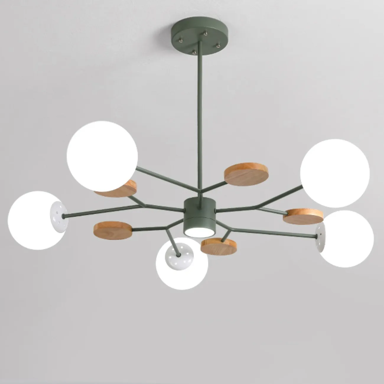 Линейка люстр в скандинавском стиле с шарообразными плафонами на металлической штанге и с деревянным декором MEADE ORB
