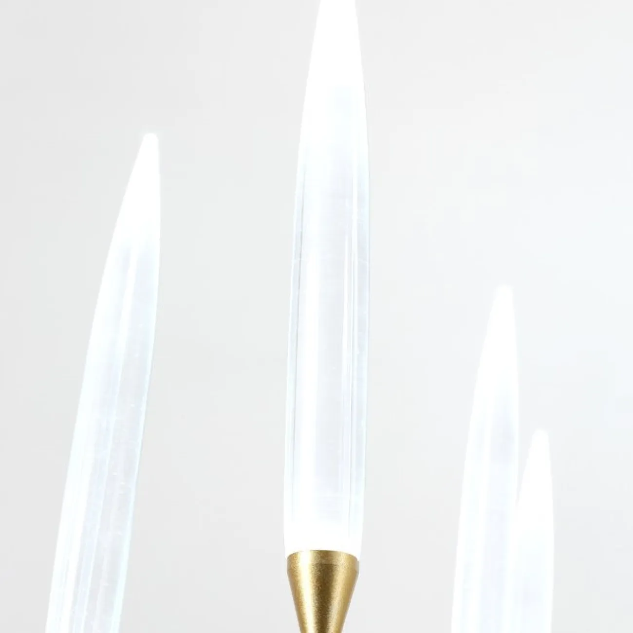 Современная серия люстр с рассеивателями форме свечи MELVIN