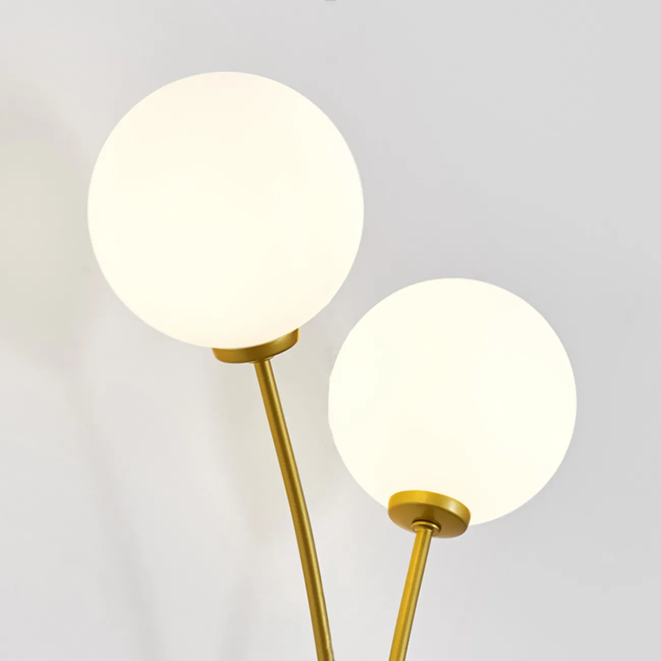 Бра с двумя стеклянными плафонами NIMES MILK WALL