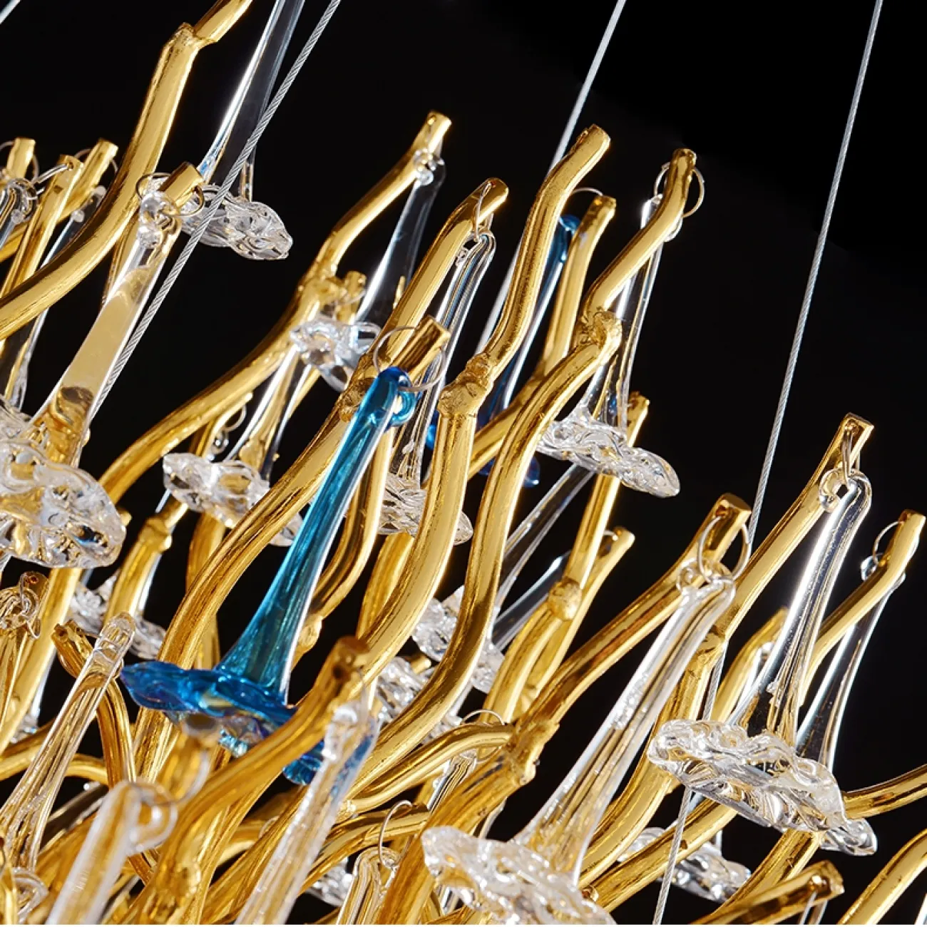 Люстра на каркасе из металла шарообразной формы с цветными или прозрачными подвесками из стекла ROMINA Люстра на каркасе из металла шарообразной формы с цветными или прозрачными подвесками из стекла ROMINA