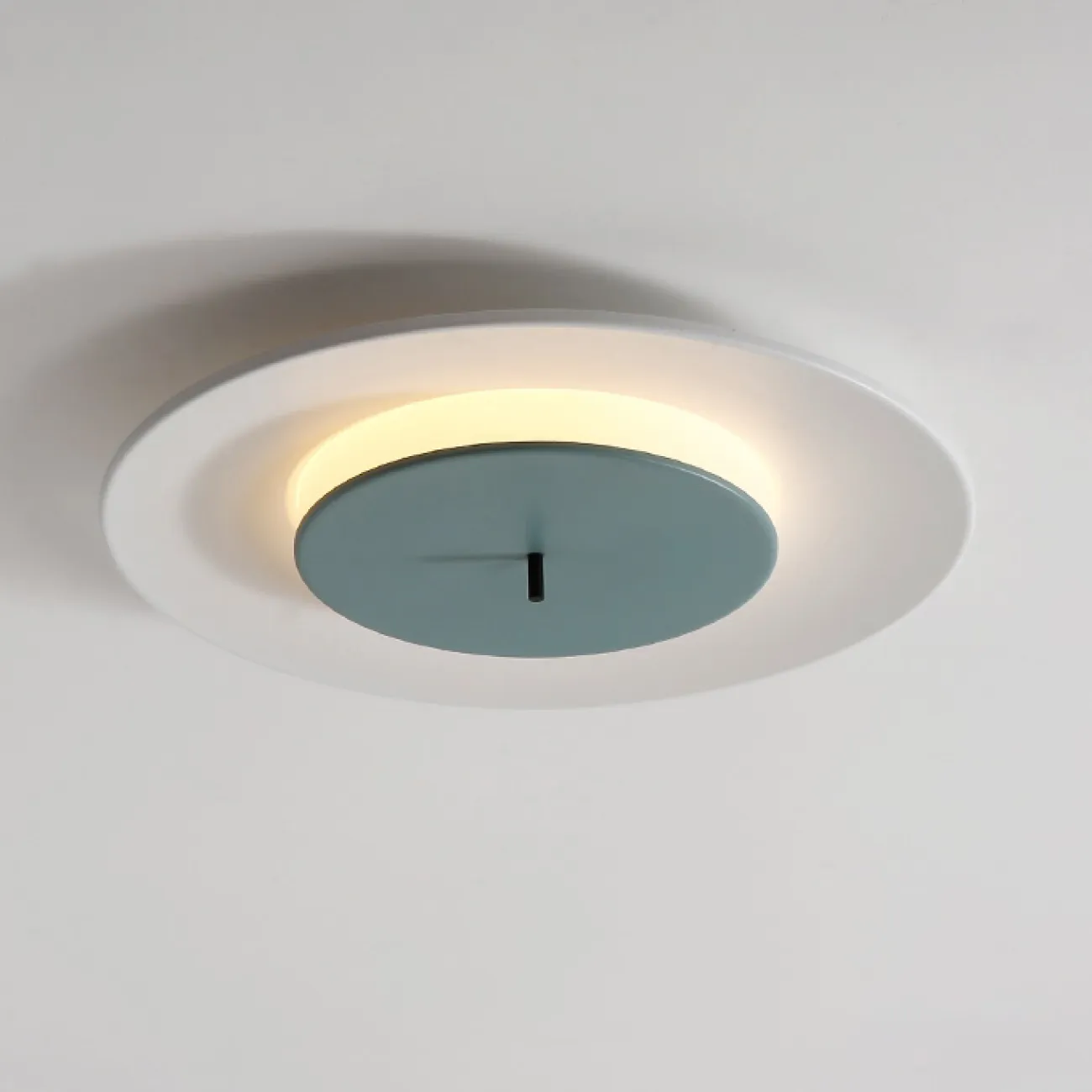 Светодиодный потолочный светильник с трансформируемым плафоном ROSWELL Светодиодный потолочный светильник с трансформируемым плафоном ROSWELL