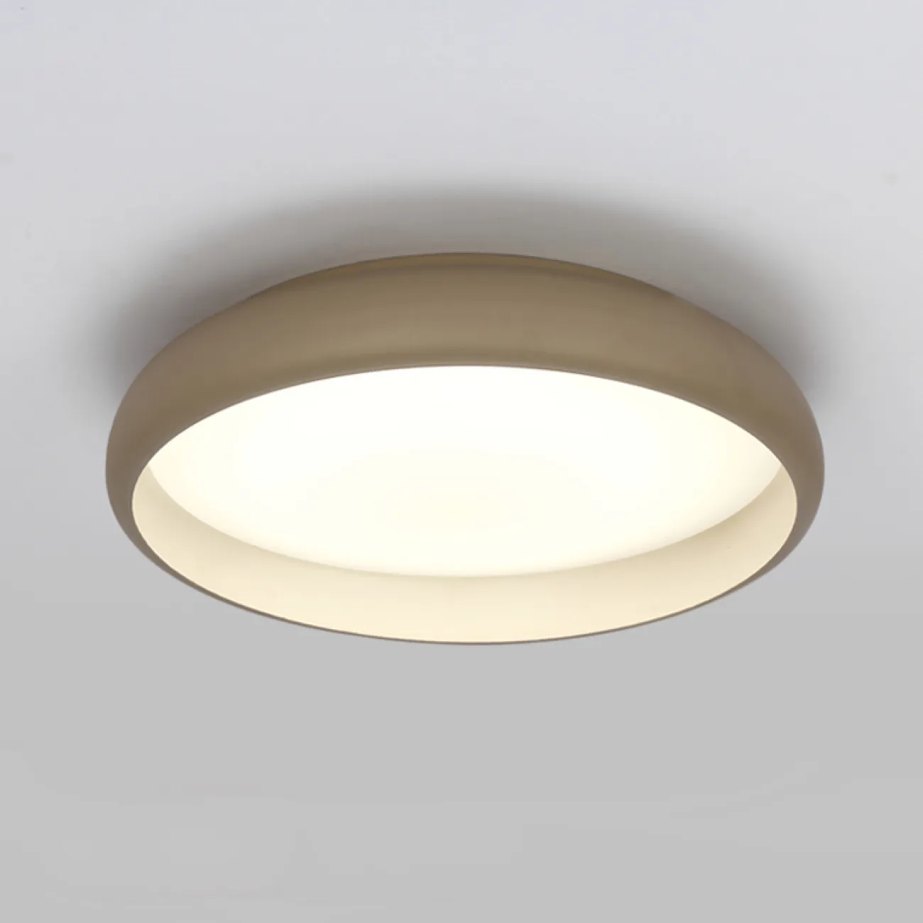 Плоский светодиодный потолочный светильник RUNDA Плоский светодиодный потолочный светильник RUNDA