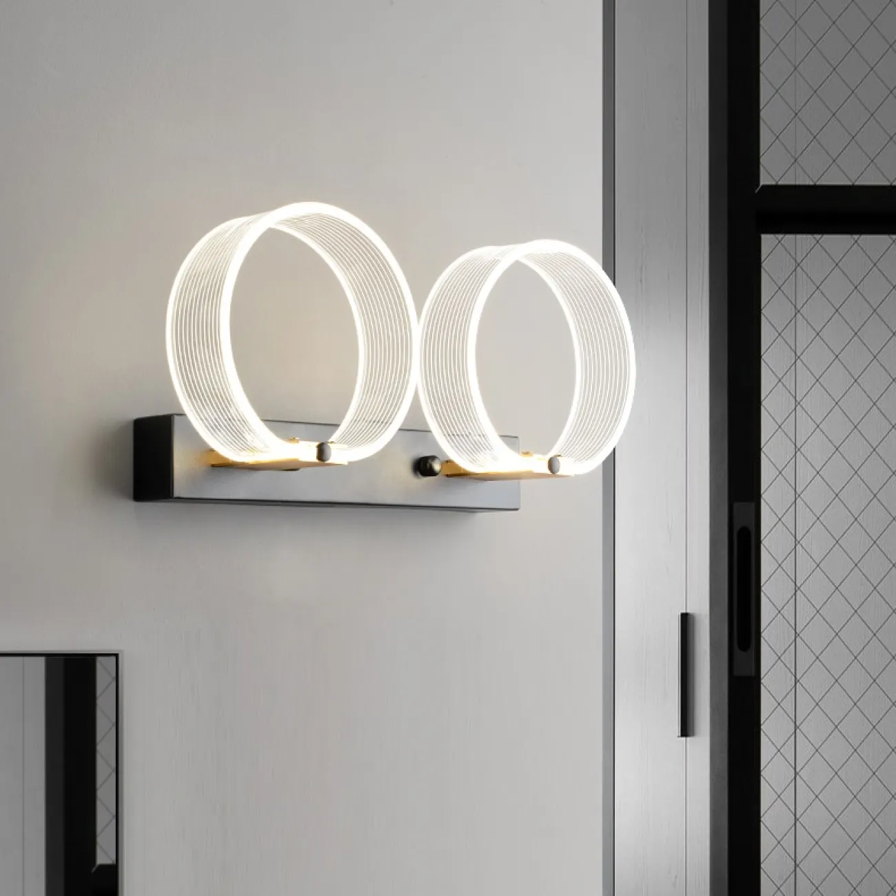 Светодиодный настенный светильник с плафоном из прозрачного акрила SENSE RINGS WALL Светодиодный настенный светильник с плафоном из прозрачного акрила SENSE RINGS WALL