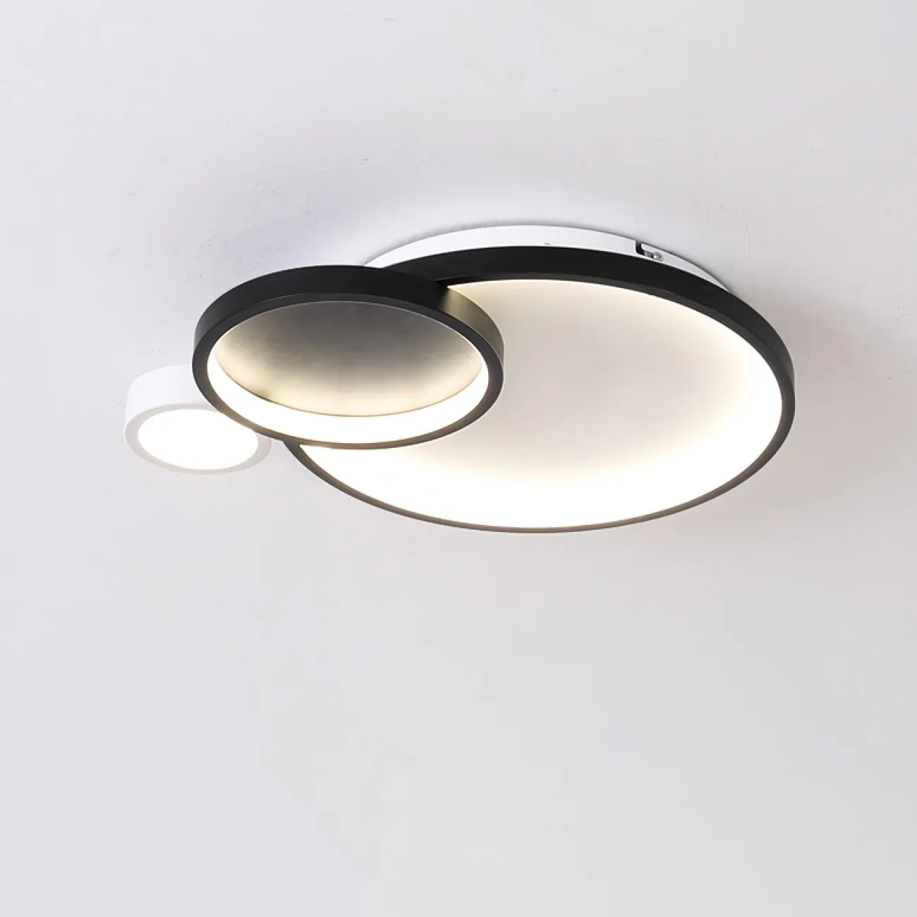 Светодиодный потолочный светильник в современном стиле SETTA