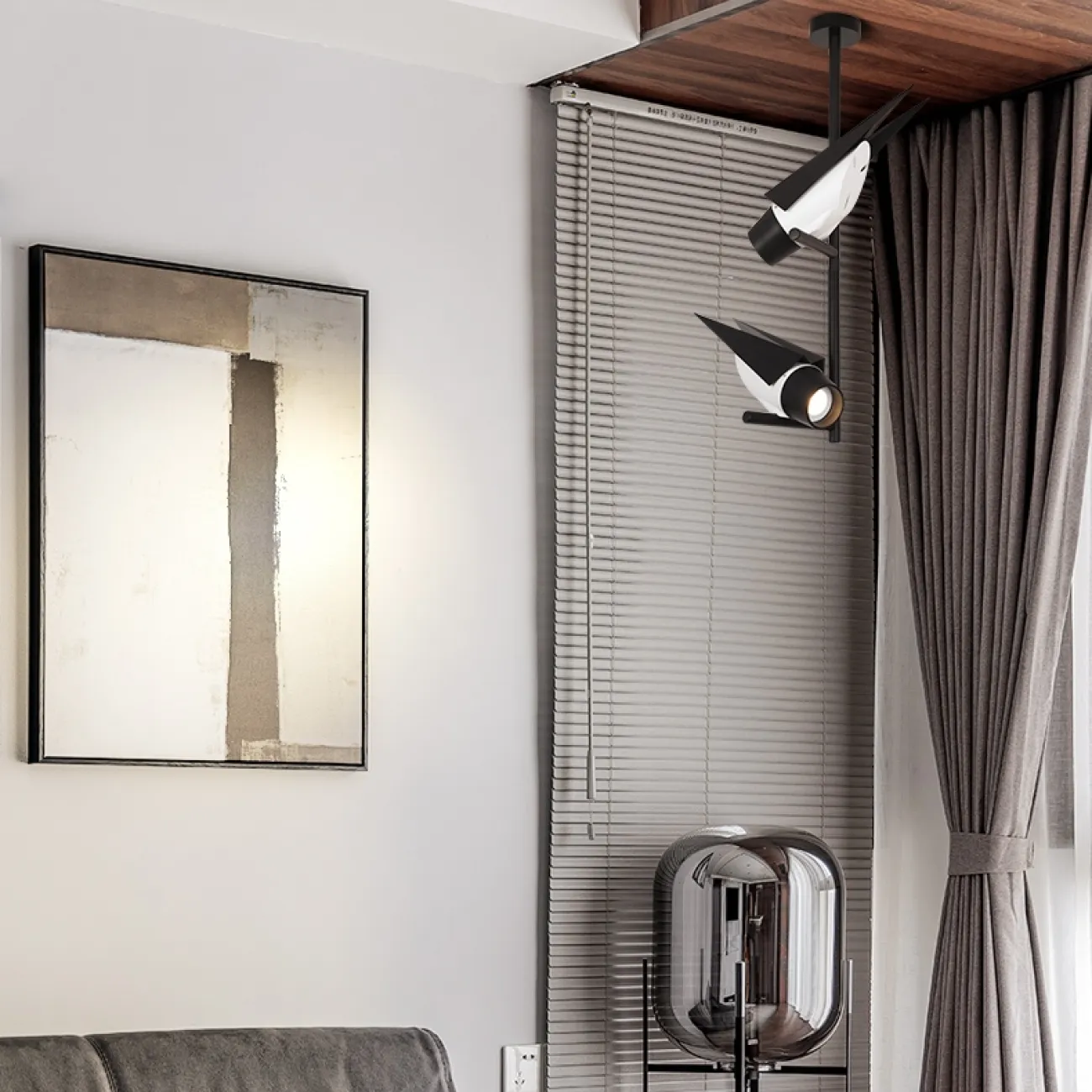 Точечный светильник в виде стилизованной птицы STRIZH Точечный светильник в виде стилизованной птицы STRIZH