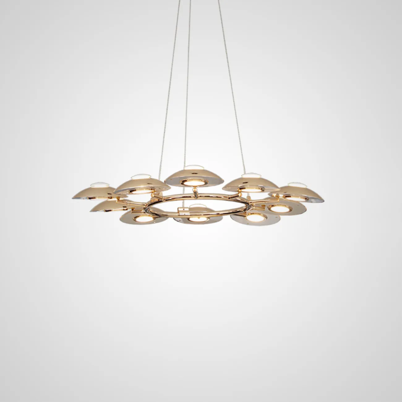 Кольцевая люстра с поворотными плафонами SUMNER