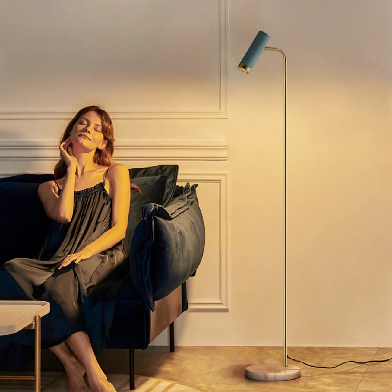 Минималистский торшер в скандинавском стиле с регулировкой наклона плафона TALSI FL