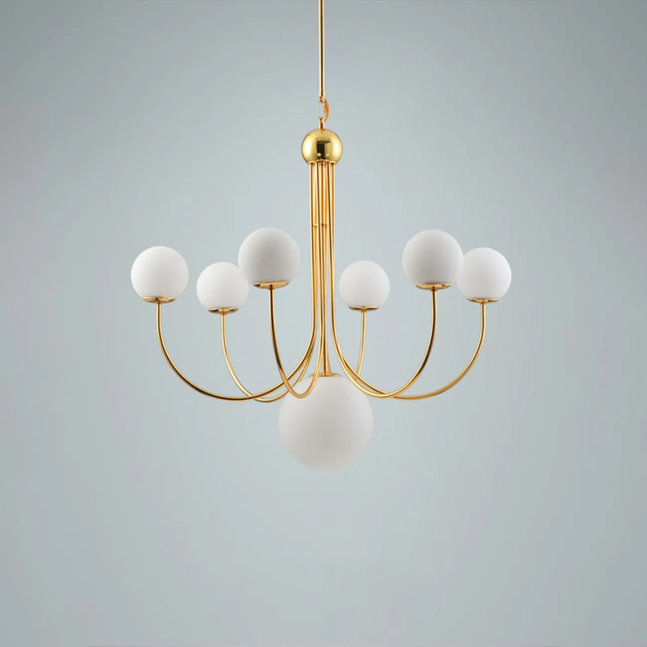 Люстра со стеклянными плафонами разного диаметра THIRA