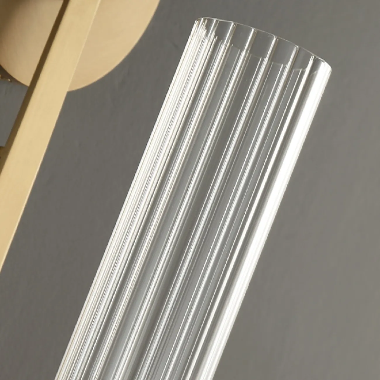 Настенный светильник в стиле постмодерн TOULON Настенный светильник в стиле постмодерн TOULON