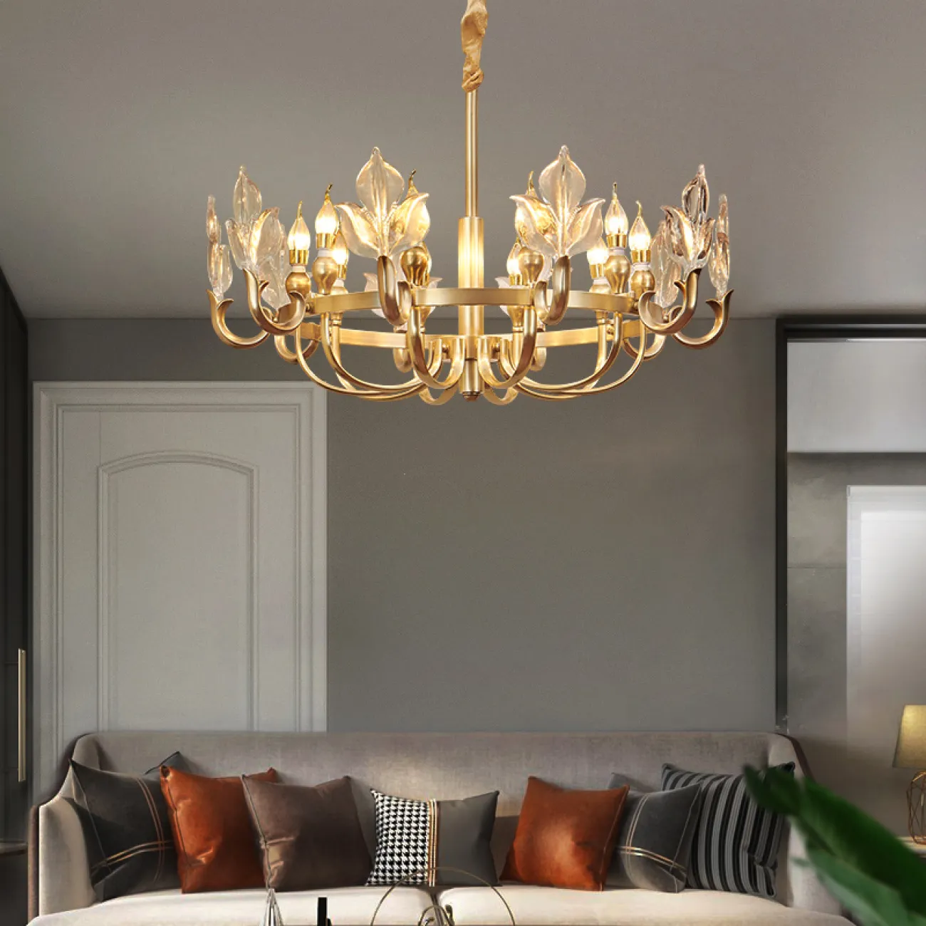 Люстра в американском стиле с орнаментом в форме листьев TRILIA Люстра в американском стиле с орнаментом в форме листьев TRILIA