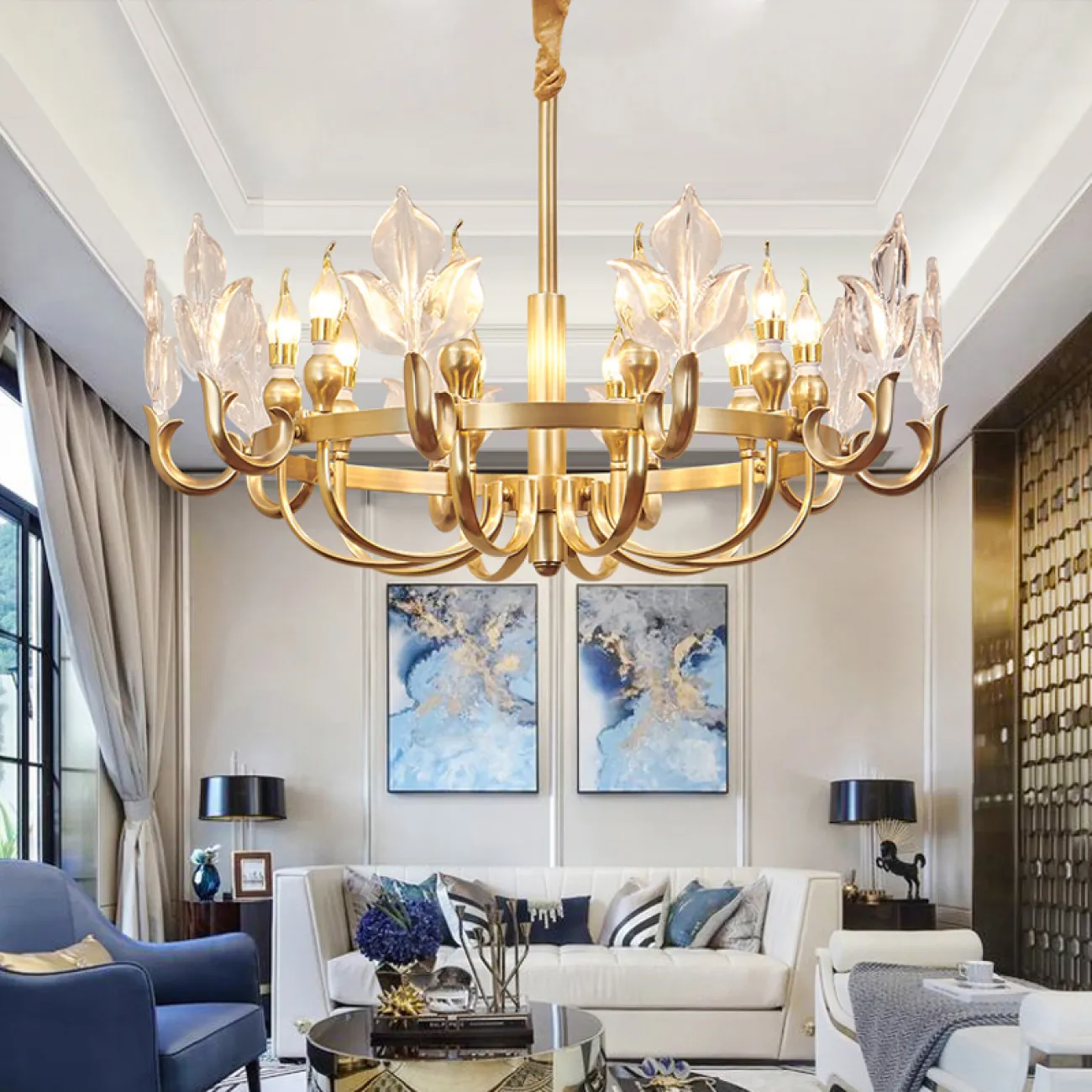 Люстра в американском стиле с орнаментом в форме листьев TRILIA Люстра в американском стиле с орнаментом в форме листьев TRILIA