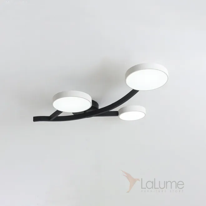 Потолочная люстра на металлическом изогнутом каркасе с LED лампами круглой формы TRIPOLI