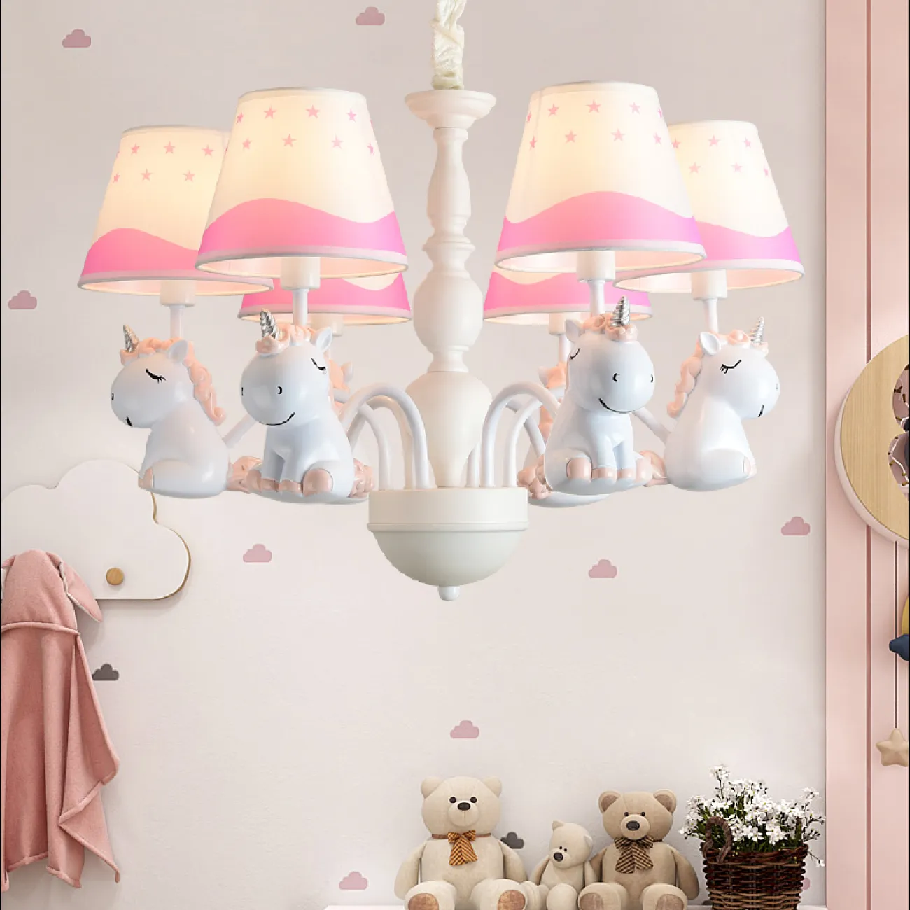 Люстра для детской с фигурками единорогов UNICORN