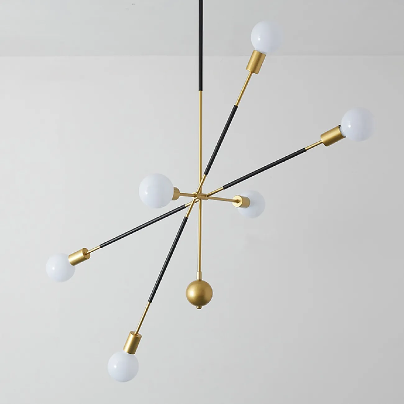 Люстра с открытыми источниками света на каркасе в виде металлических штанг с механизмом регулировки наклона ZORA