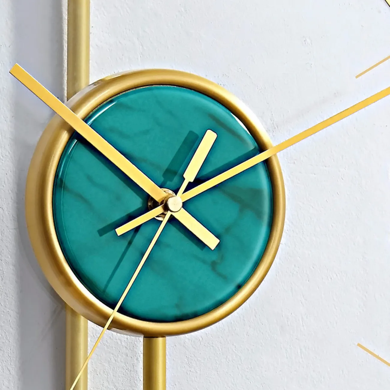 Дизайнерские часы Nordic, настенные для гостиной, кованое железо, современные декоративные часы LaLume-KKK20270-20 Дизайнерские часы Nordic, настенные для гостиной, кованое железо, современные декоративные часы LaLume-KKK20270-20