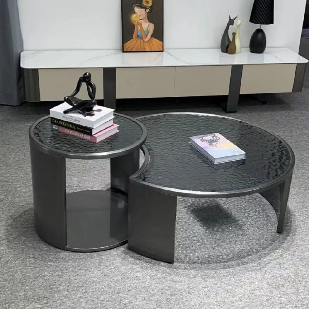 Стеклянный журнальный столик Feng 37544-30 в минималистичном стиле