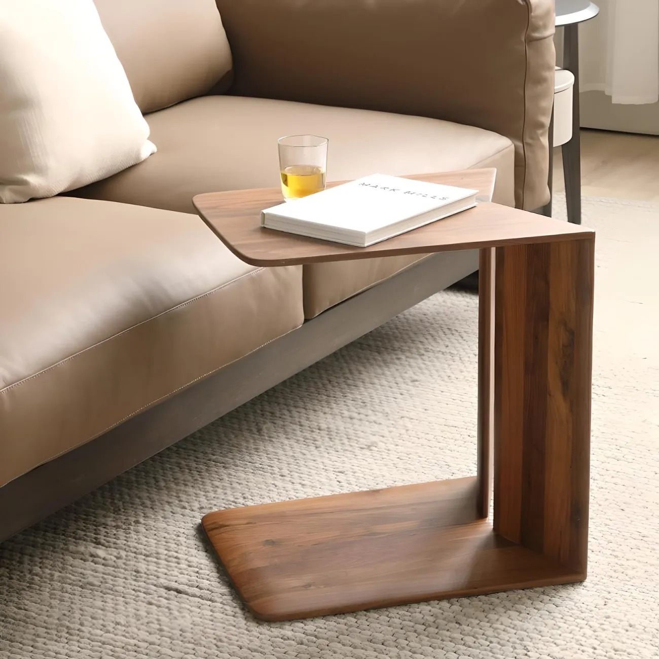 Кофейный столик Mizeo 37559-30 в минималистском стиле Кофейный столик Mizeo 37559-30 в минималистском стиле