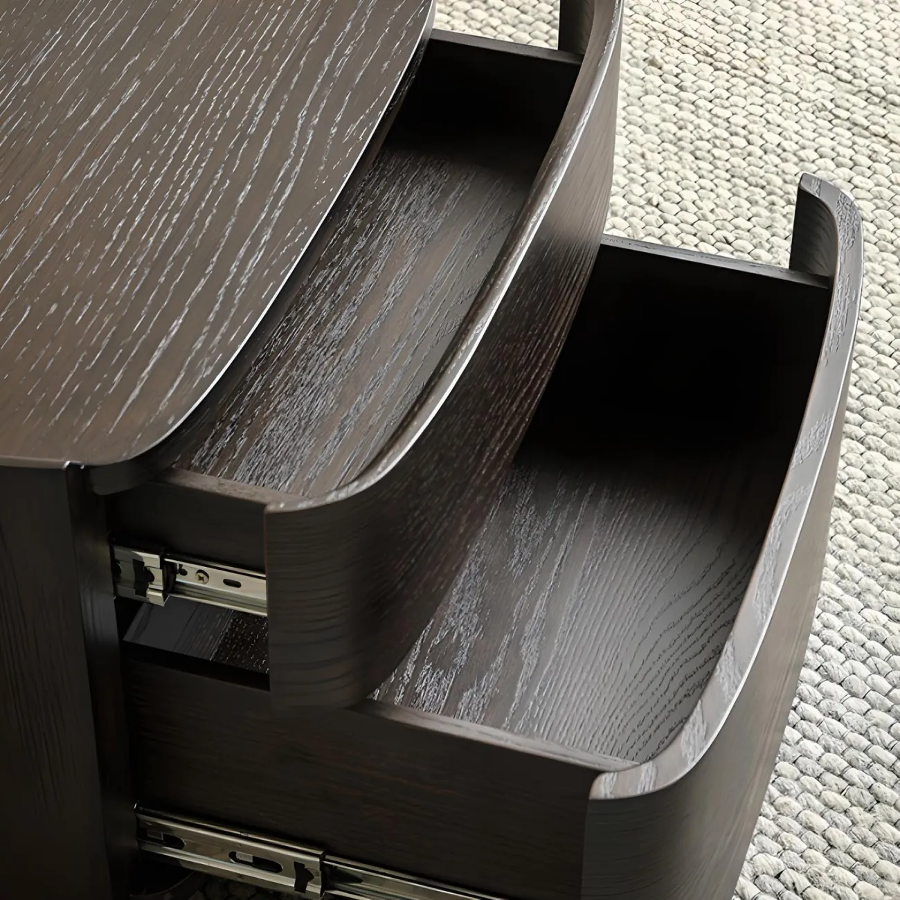 Минималистичная прикроватная тумба Mizeo 37565-30 в современном стиле Минималистичная прикроватная тумба Mizeo 37565-30 в современном стиле