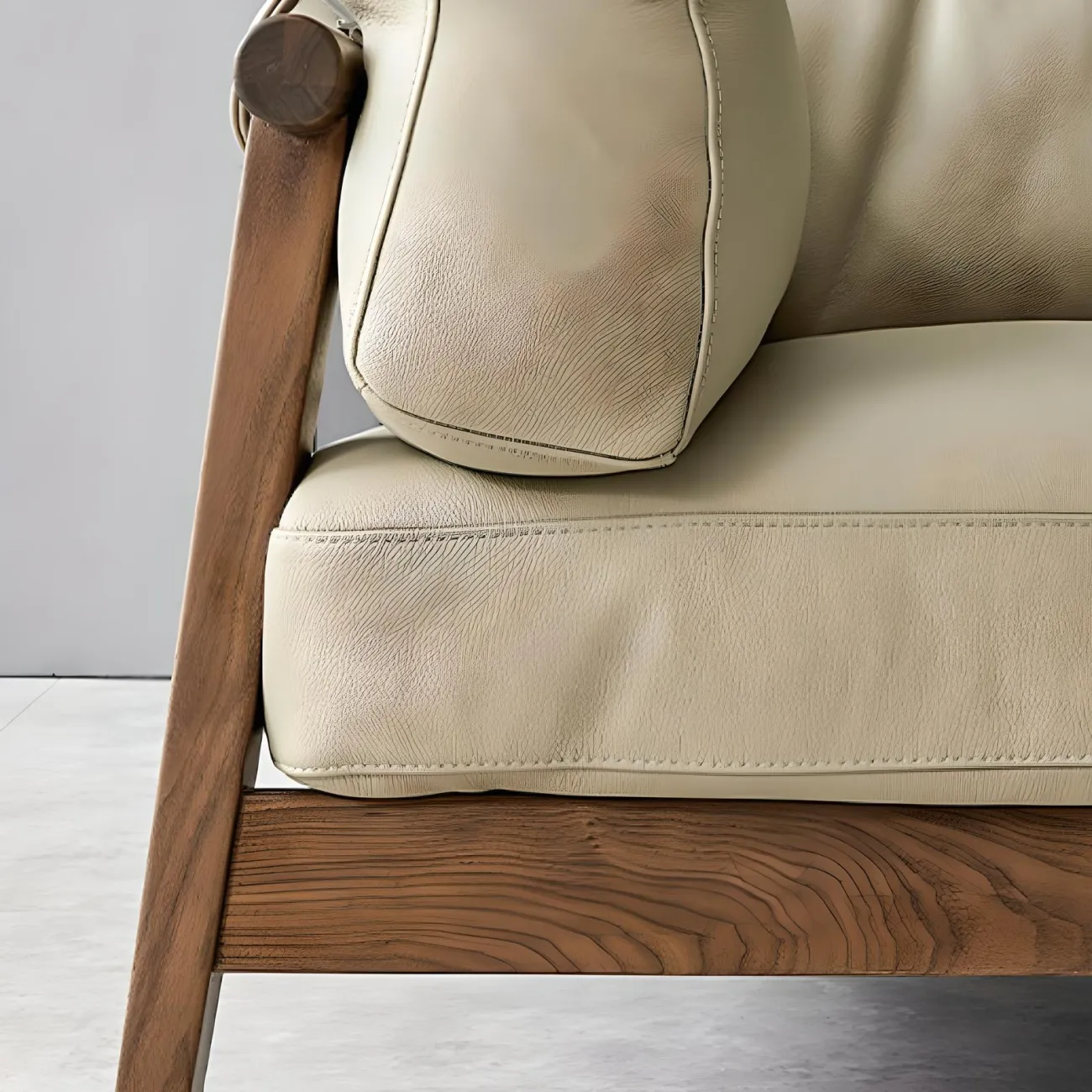 Итальянский диван Mizeo 37569-30 в дизайнерском стиле Итальянский диван Mizeo 37569-30 в дизайнерском стиле