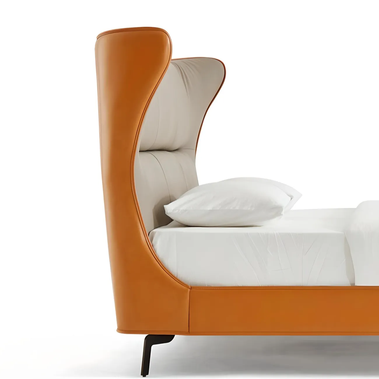 Итальянская кожаная кровать Mizeo 37573-30 в минималистичном стиле 