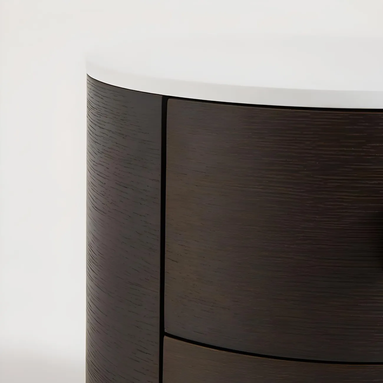 Итальянская прикроватная тумба AIJIAO 37583-30 в стиле минимализм Итальянская прикроватная тумба AIJIAO 37583-30 в стиле минимализм