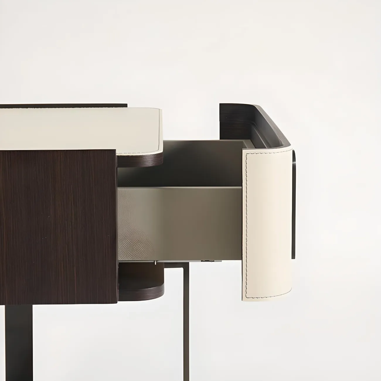 Дизайнерская прикроватная тумба AIJIAO 37584-30 в стиле минимализм Дизайнерская прикроватная тумба AIJIAO 37584-30 в стиле минимализм