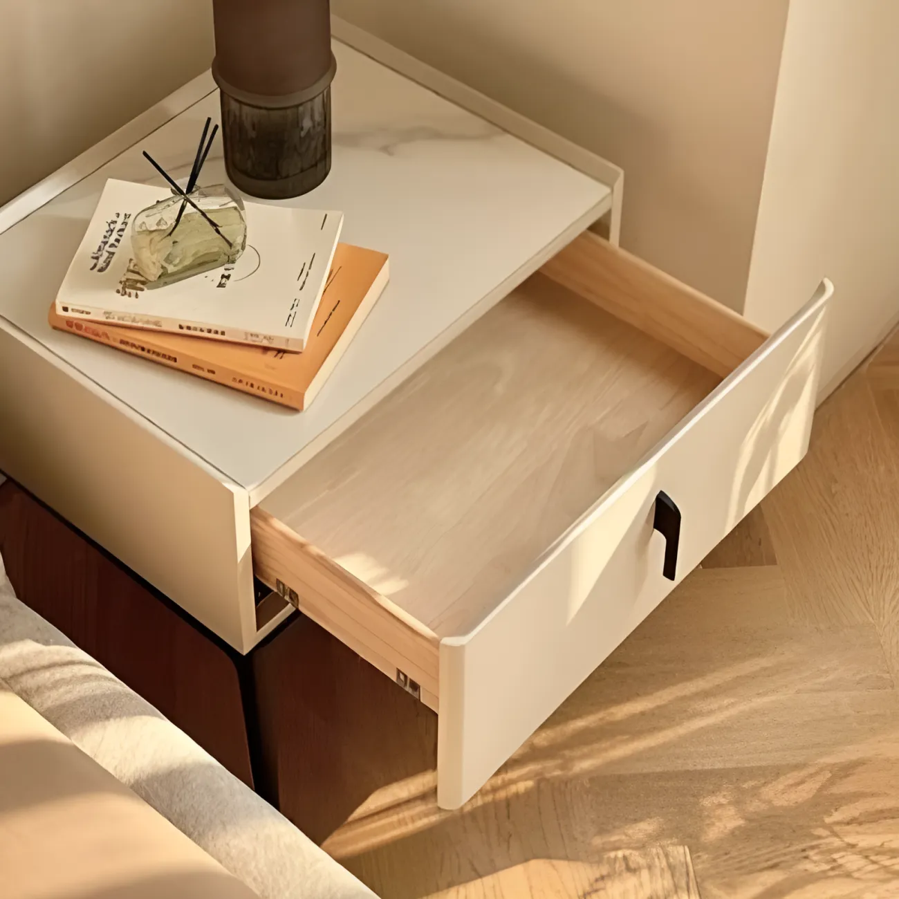 Современная прикроватная тумба AIJIAO 37588-30 в стиле итальянский минимализм