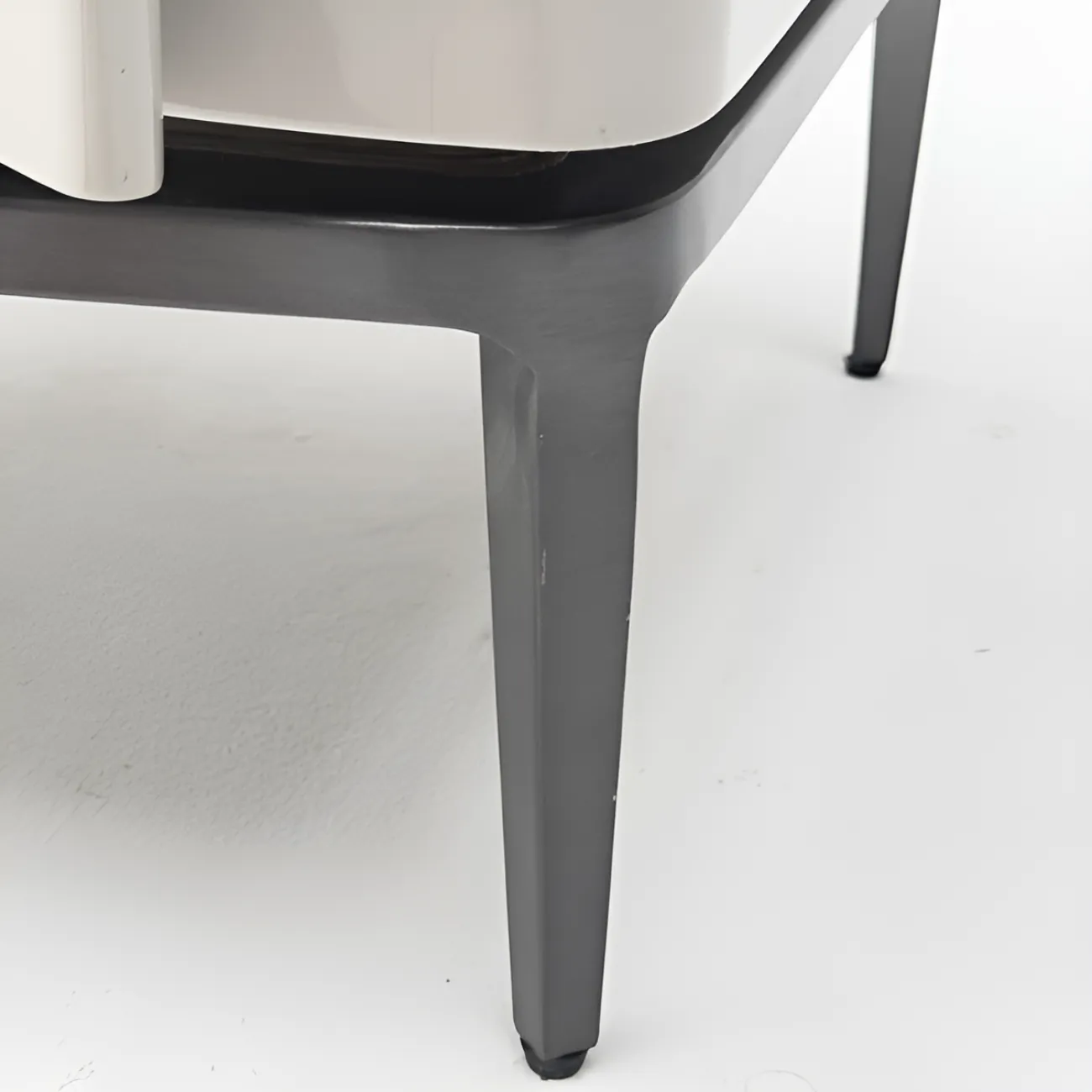 Минималистичный прикроватная тумба AIJIAO 37589-30 в современном стиле