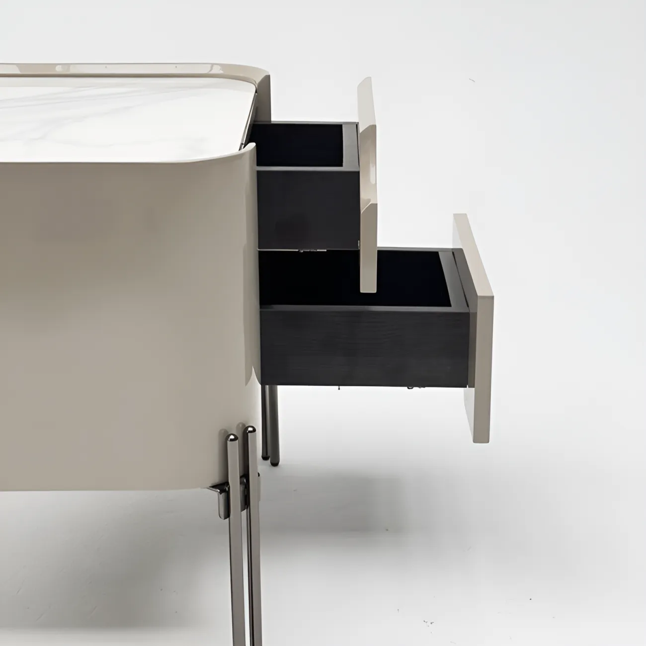 Итальянская прикроватная тумба AIJIAO 37590-30 в современном стиле Итальянская прикроватная тумба AIJIAO 37590-30 в современном стиле