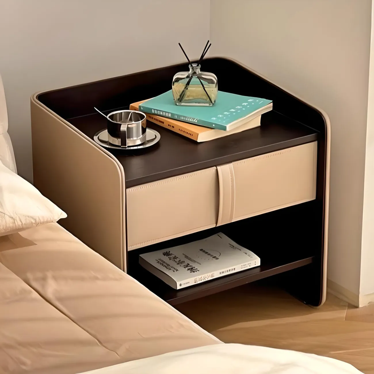 Минималистичная прикроватная тумба AIJIAO 37621-30 в скандинавском стиле