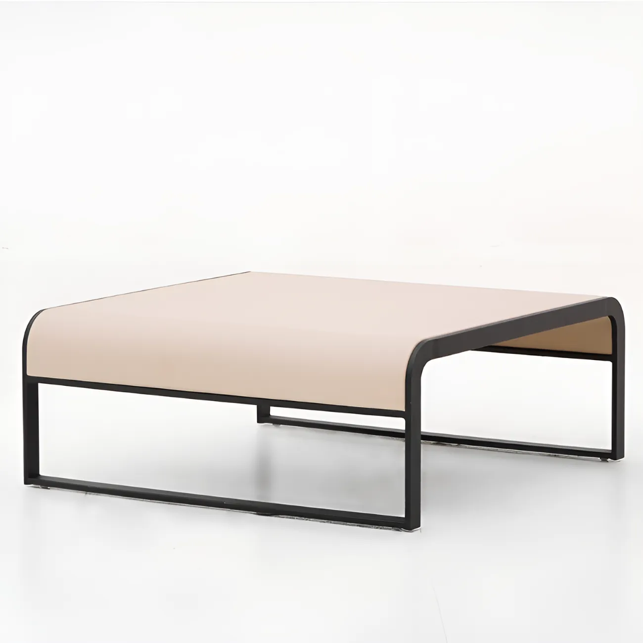 Итальянский журнальный столик NORE HOUSE 37669-30 в средневековом стиле Итальянский журнальный столик NORE HOUSE 37669-30 в средневековом стиле