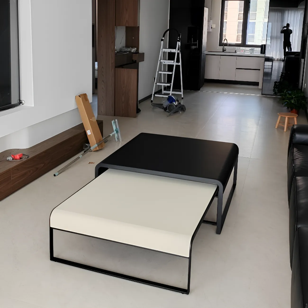 Итальянский журнальный столик NORE HOUSE 37669-30 в средневековом стиле 