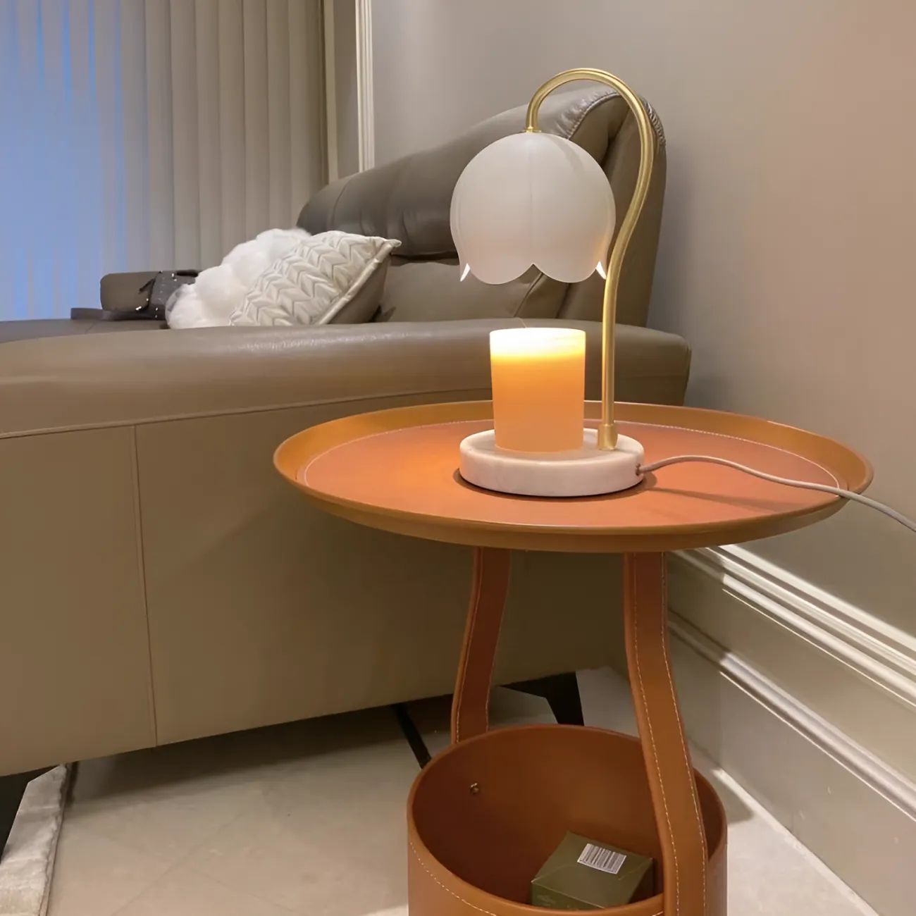 Итальянская прикроватная тумба NORE HOUSE 37671-30 в дизайнерском стиле 