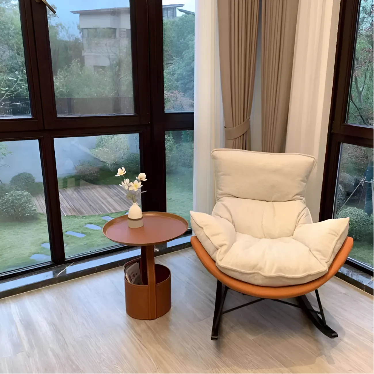 Итальянская прикроватная тумба NORE HOUSE 37671-30 в дизайнерском стиле 