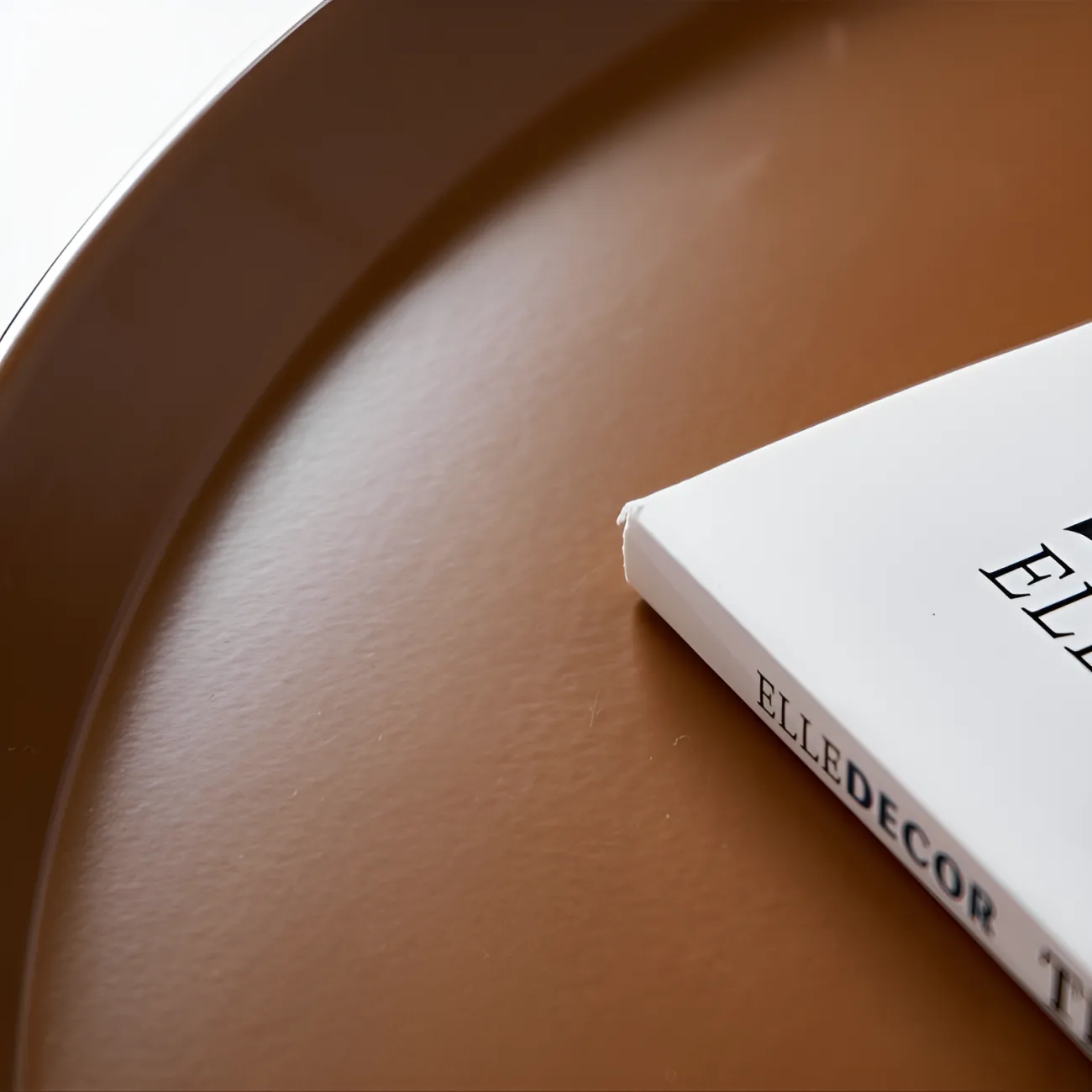 Итальянская прикроватная тумба NORE HOUSE 37671-30 в дизайнерском стиле 