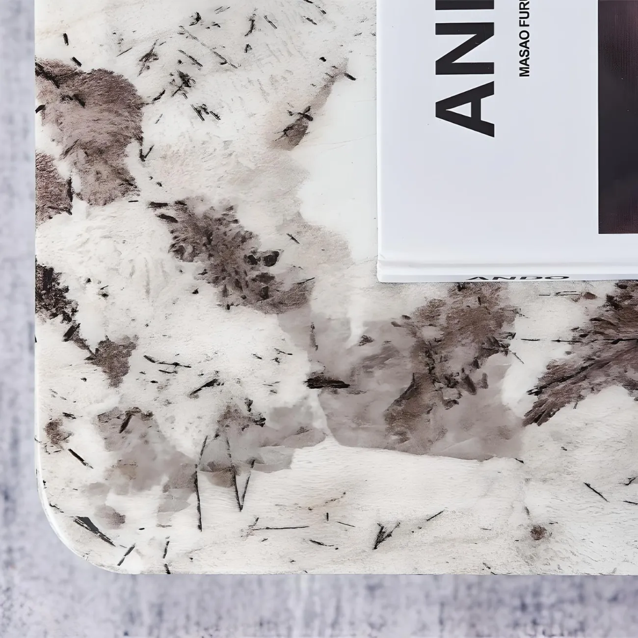 Приставной кофейный столик NORE HOUSE 37674-30 в современном стиле 