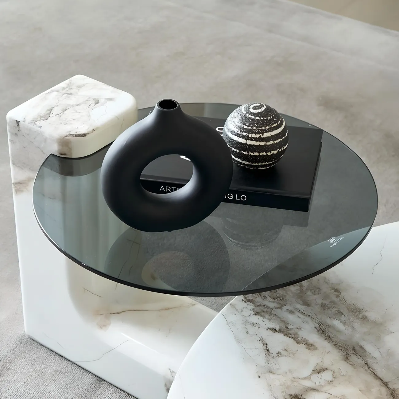 Мраморный журнальный столик NORE HOUSE 37679-30 в современном стиле 