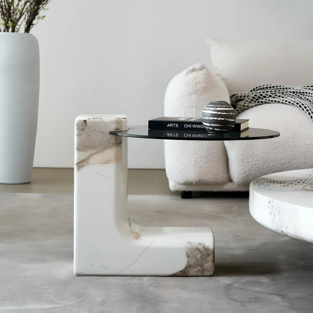 Мраморный журнальный столик NORE HOUSE 37679-30 в современном стиле 