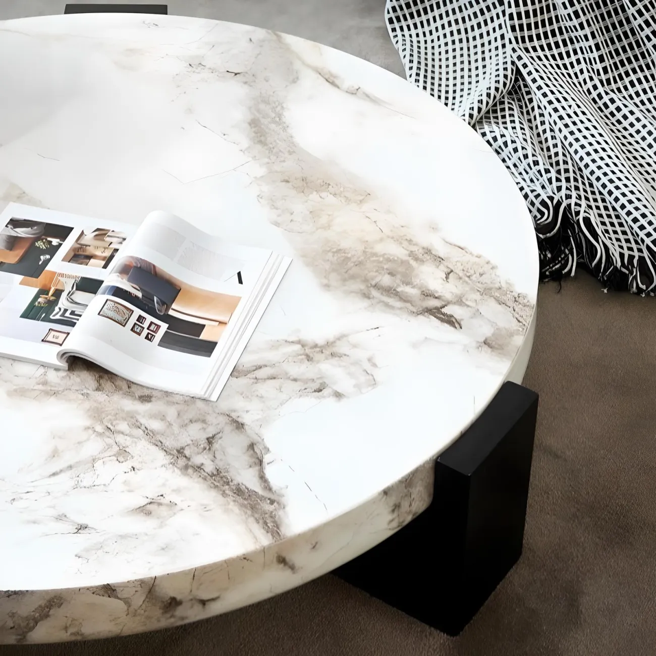 Мраморный журнальный столик NORE HOUSE 37679-30 в современном стиле 
