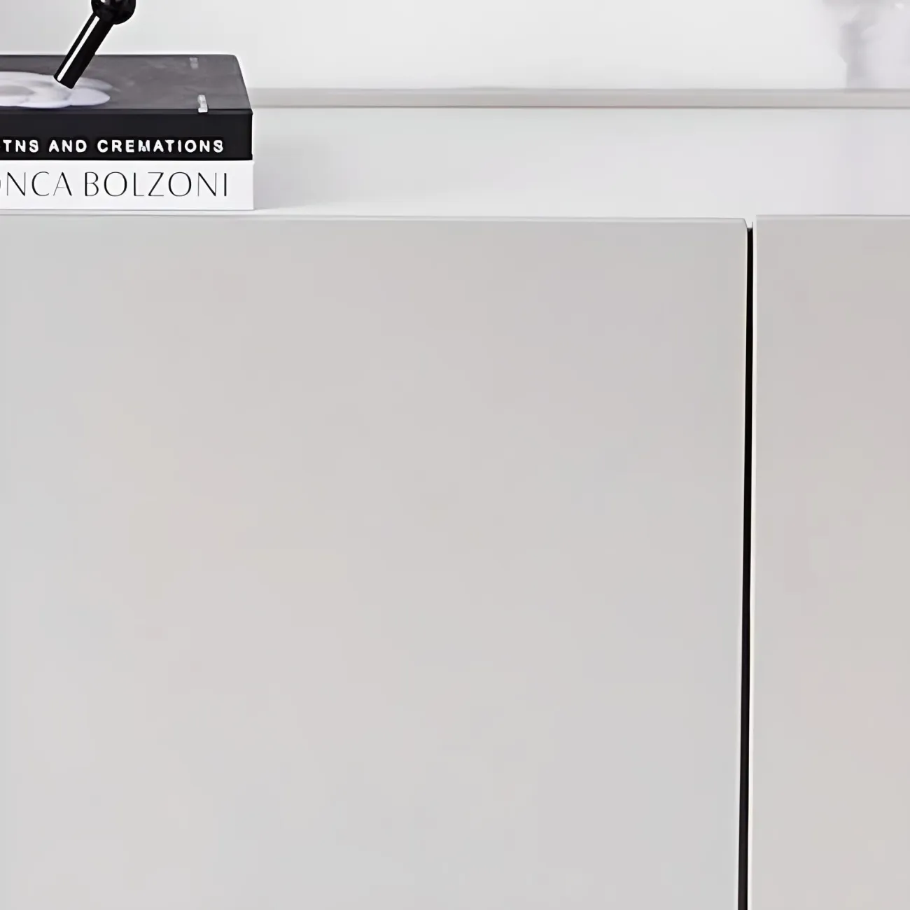 Минималистичный ТВ комод NORE HOUSE 37684-30 в современном стиле 