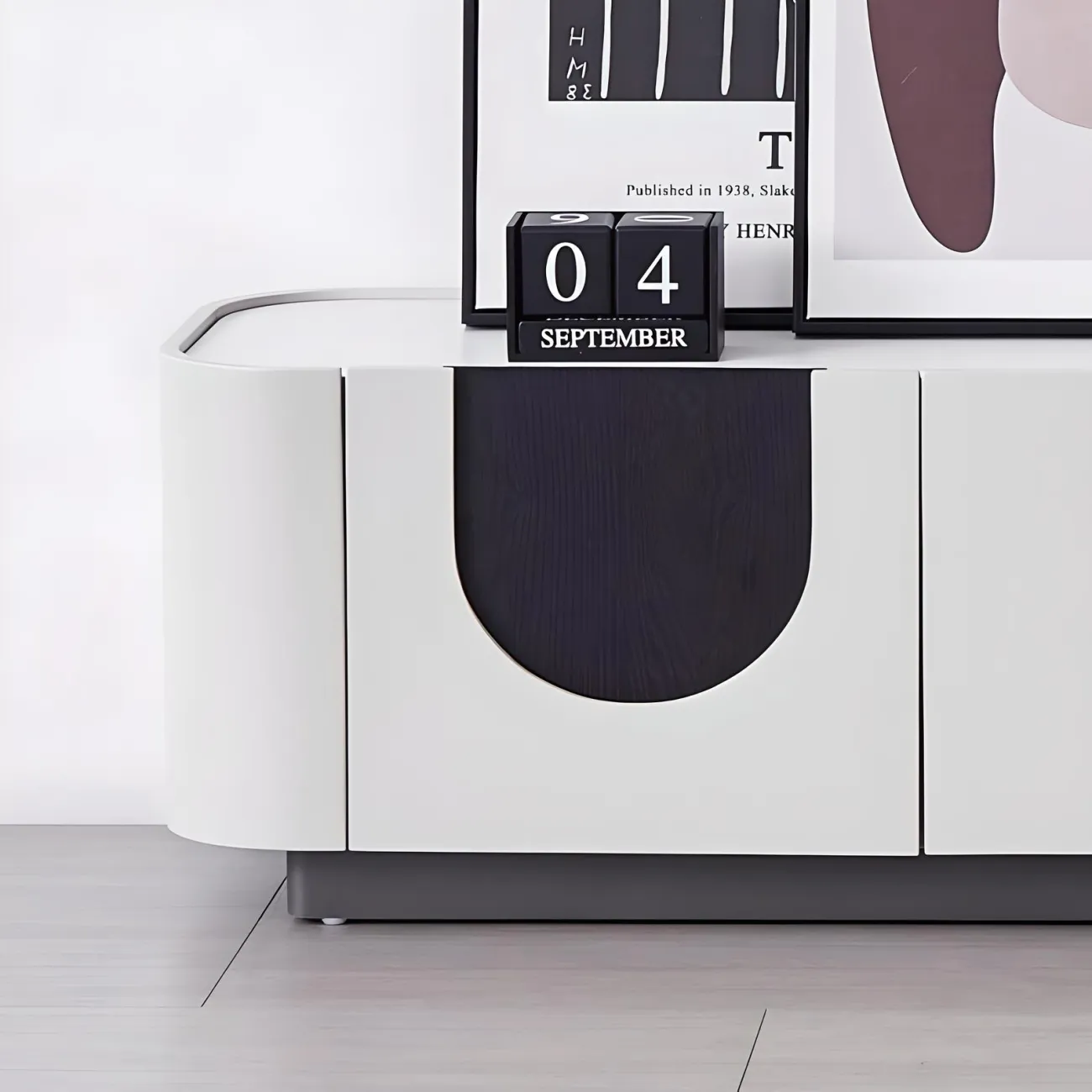 Минималистичный ТВ комод NORE HOUSE 37684-30 в современном стиле 