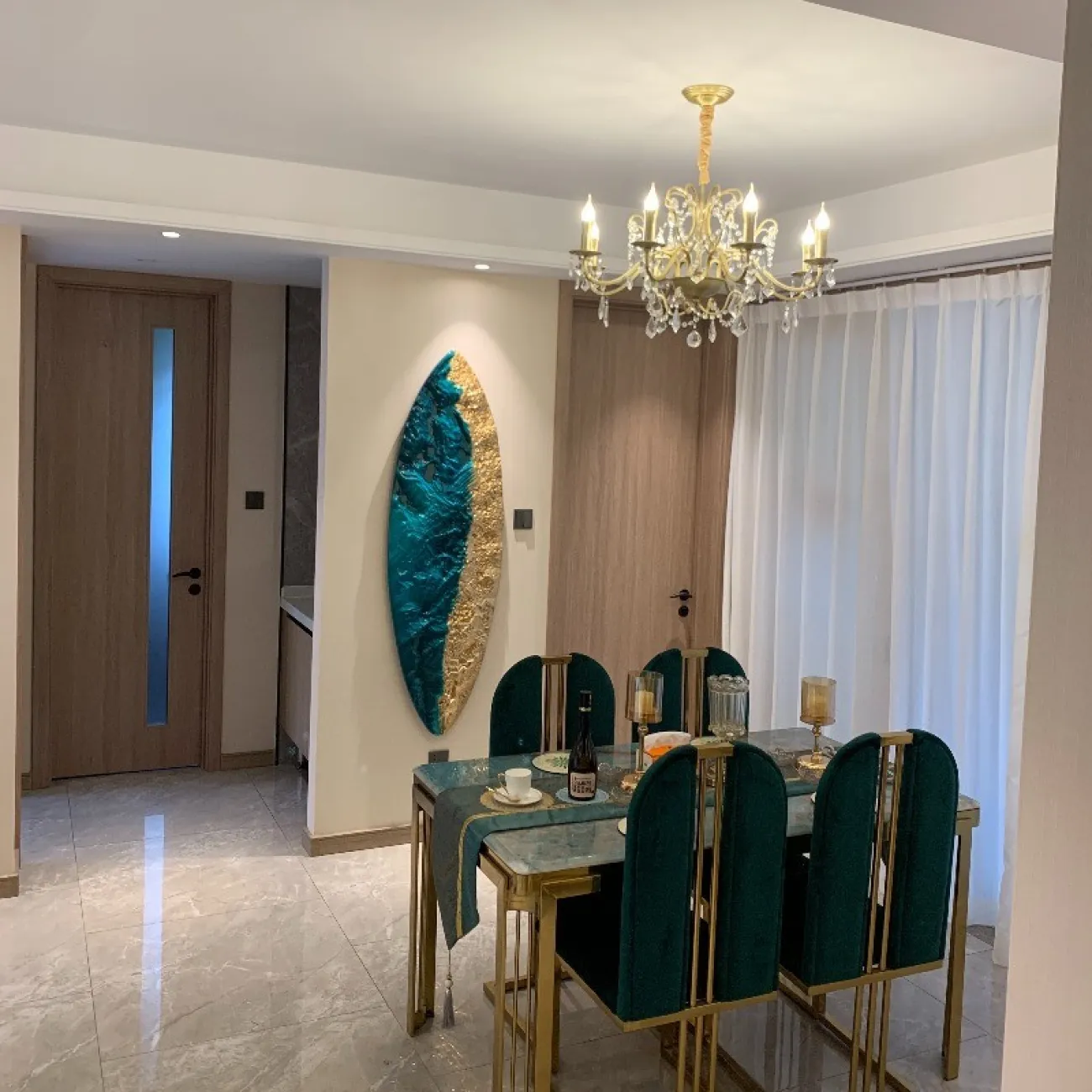 Трехмерная рельефная 3d картина "Пьяная красавица" 37700-30 с росписью из смолы Трехмерная рельефная 3d картина "Пьяная красавица" 37700-30 с росписью из смолы