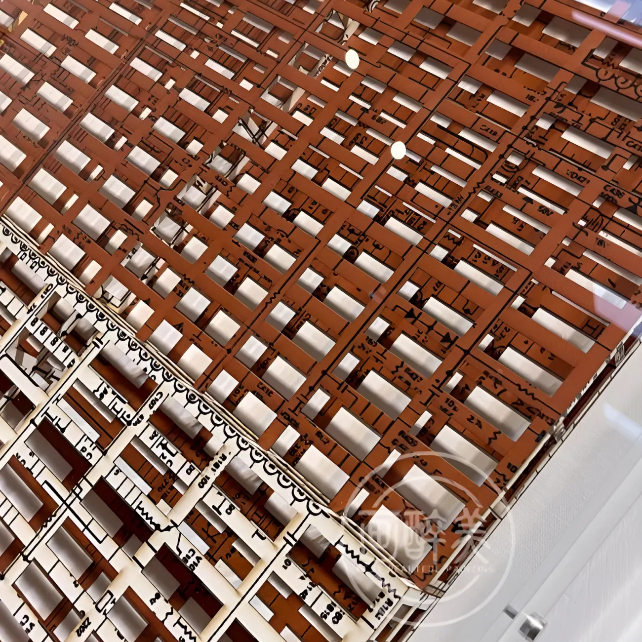 Дизайнерская современная акриловая картина "Пьяная красавица" 37908-30